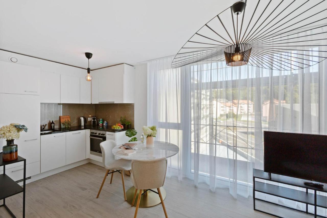 Olympia Homes Beautifully Furnished Flats Epalinges Exterior foto