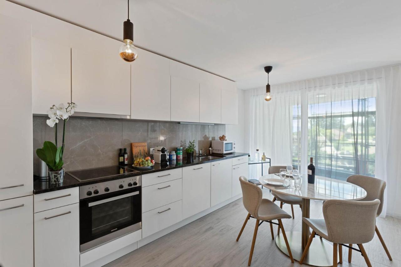 Olympia Homes Beautifully Furnished Flats Epalinges Exterior foto